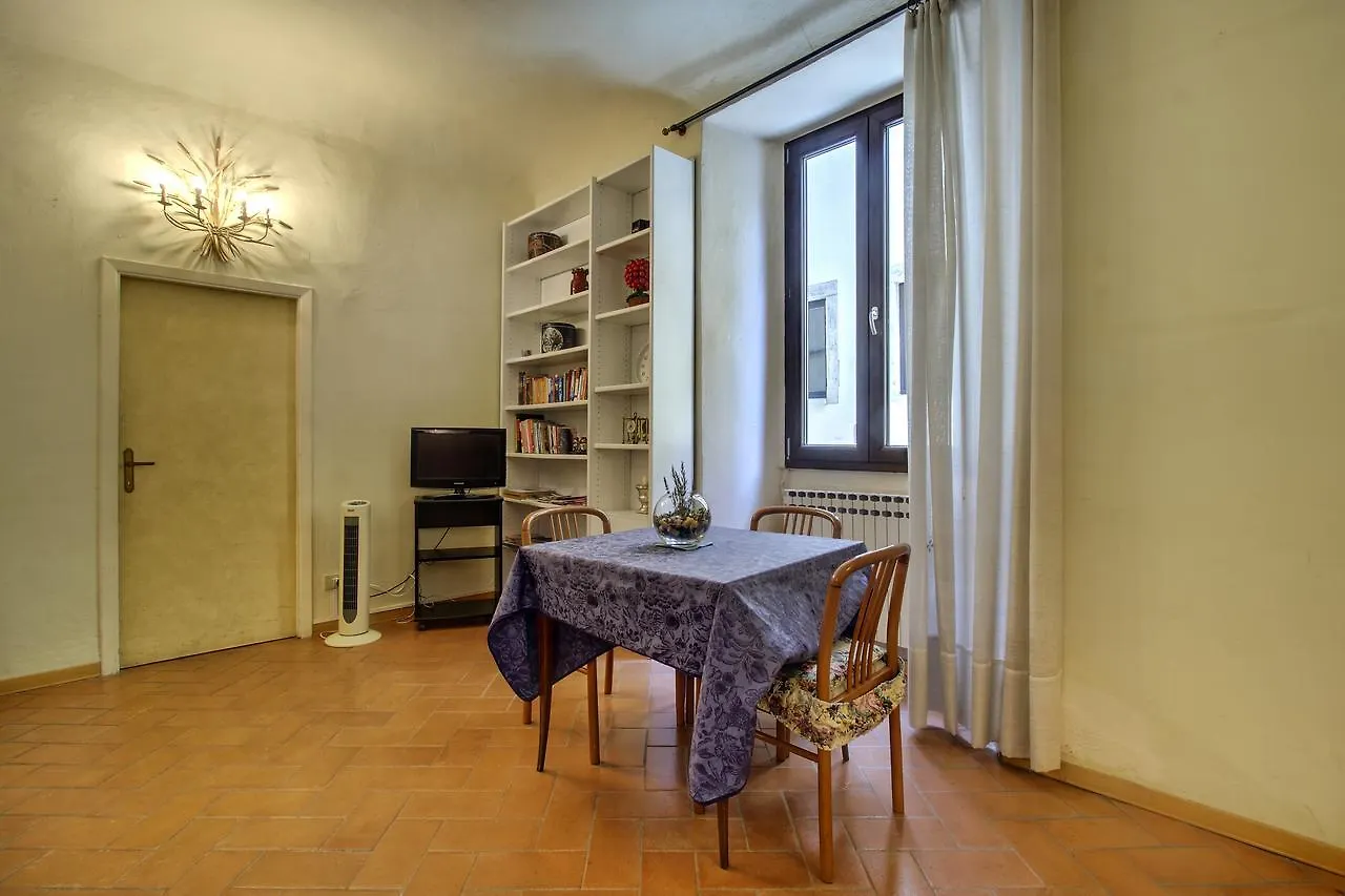 Piazza San Remigio Apartment Florence