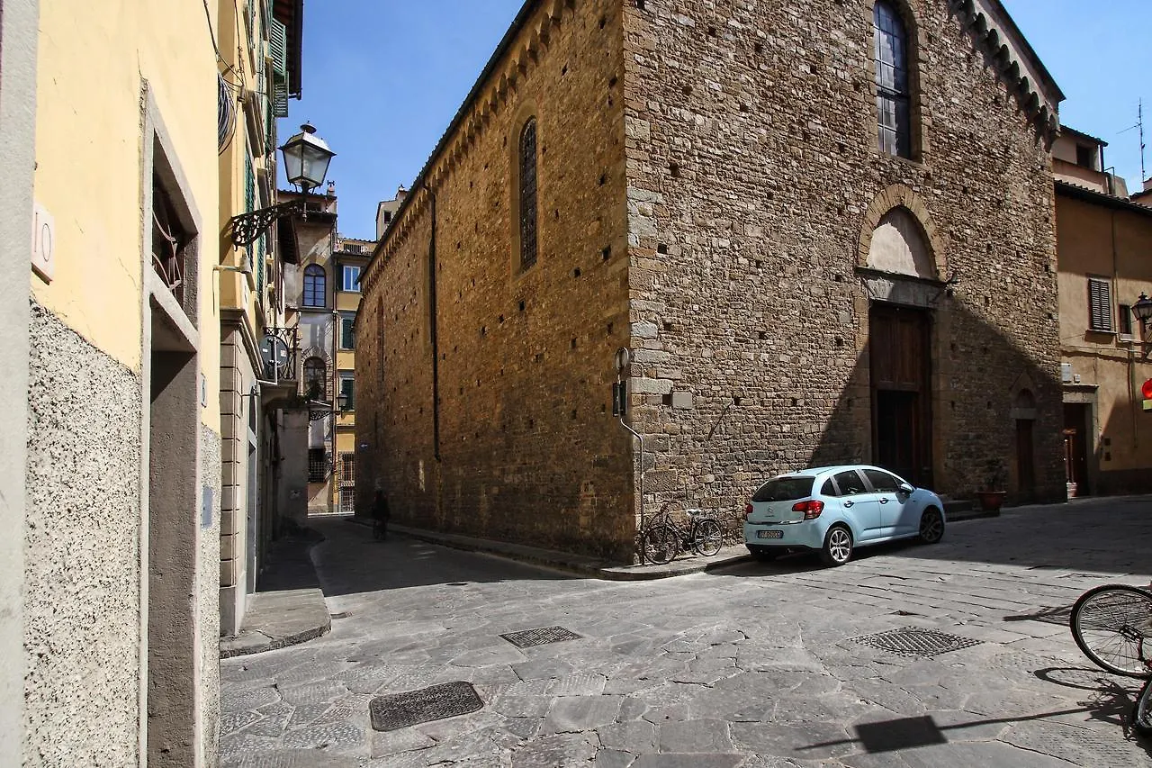 Piazza San Remigio Apartment Florence